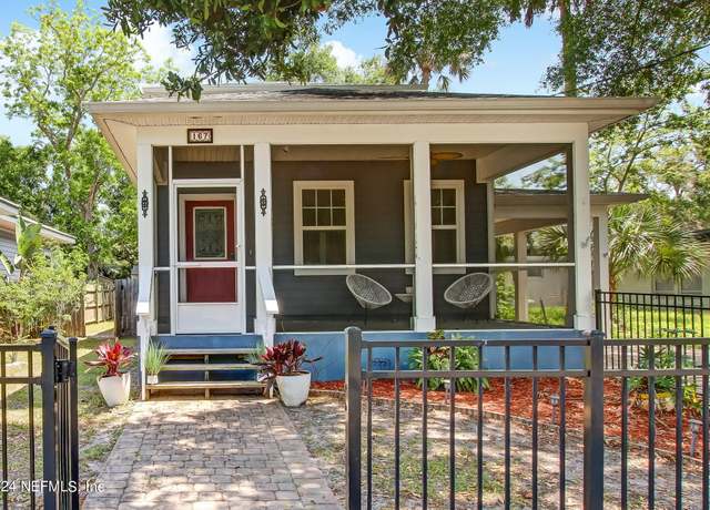 Property at 167 Martin Luther King Ave, St. Augustine, FL 32084, 3 beds, 2.5 baths