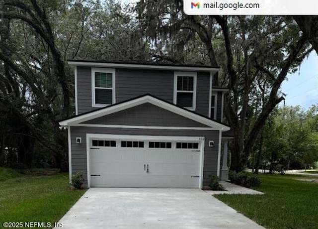 Property at 652 Cahoon Rd N, Jacksonville, FL 32220, 3 beds, 2.5 baths