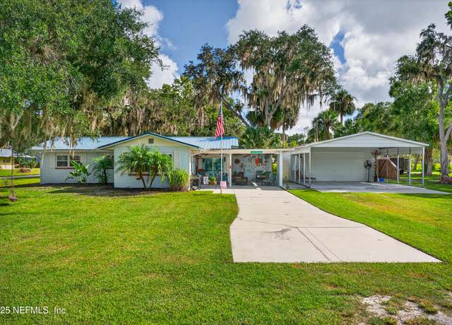 Property at 200 Bass Dr, Crescent City, FL 32112, 2 beds, 2 baths
