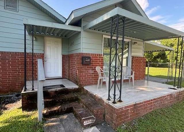 Property at 5252 Vernon Rd, Jacksonville, FL 32209, 3 beds, 1.5 baths