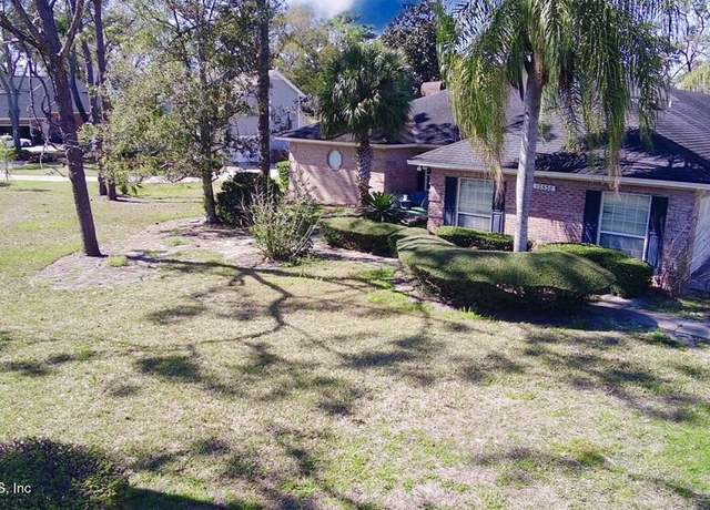 Property at 12538 Medinah Ct, Jacksonville, FL 32225, 4 beds, 3 baths