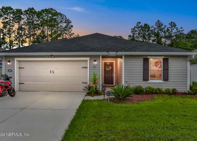 Property at 10482 Collins Fld Cir, Jacksonville, FL 32222, 3 beds, 2 baths