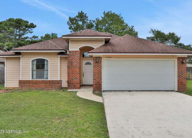 Property at 12581 Hickory Lakes Dr S, Jacksonville, FL 32225, 3 beds, 2 baths