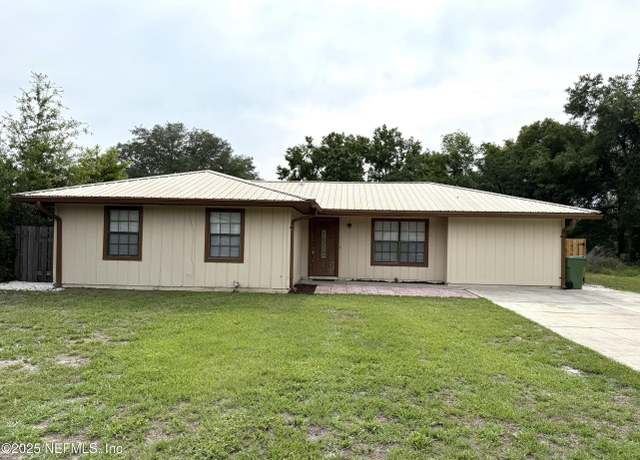 Property at 120 Zeagler Dr, Palatka, FL 32177, 3 beds, 2 baths