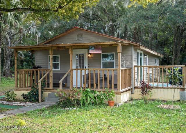 Property at 2703 Peters St, Palatka, FL 32177, 2 beds, 1 bath