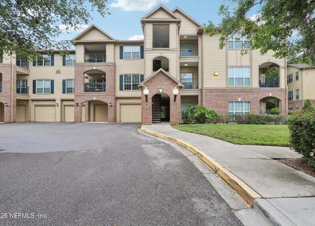 Property at 7800 Point Meadows Dr #426, Jacksonville, FL 32256, 2 beds, 2 baths