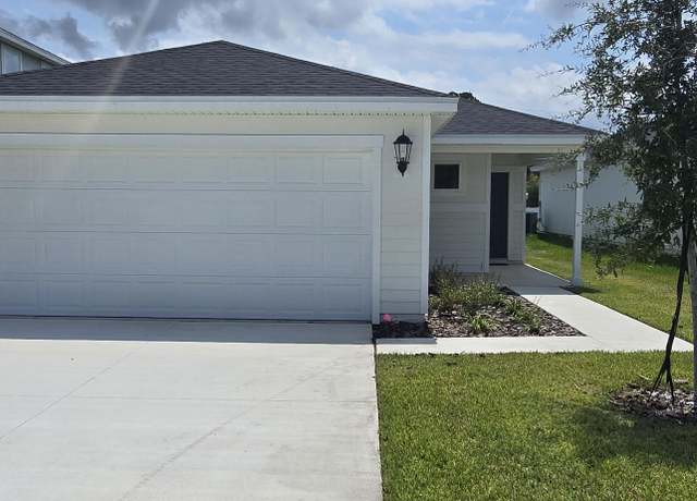 Property at 7471 Queensgate Cir, Jacksonville, FL 32219, 4 beds, 2 baths