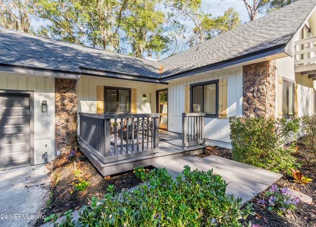Property at 212 Raintree Trl, St. Augustine, FL 32086, 3 beds, 2 baths