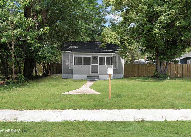 Property at 1580 Hamilton St, Jacksonville, FL 32210, 2 beds, 1 bath