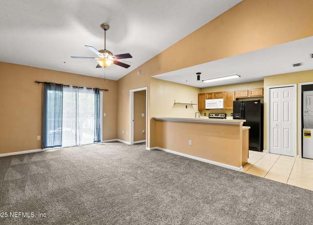 Property at 6105 Maggies Cir #113, Jacksonville, FL 32244, 2 beds, 2 baths