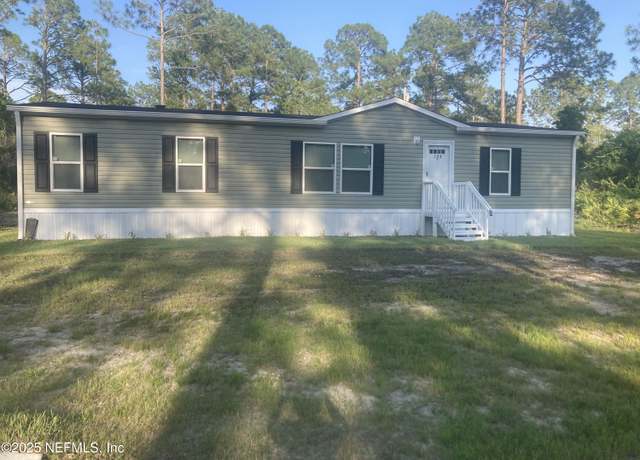 Property at 108 Pine Ave, Georgetown, FL 32139, 3 beds, 2 baths