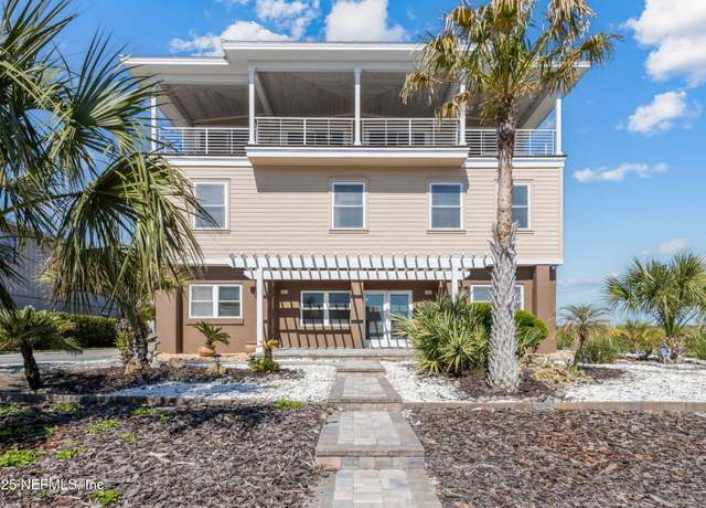 Property at 845 Mary St, Fernandina Beach, FL 32034, 6 beds, 4.5 baths