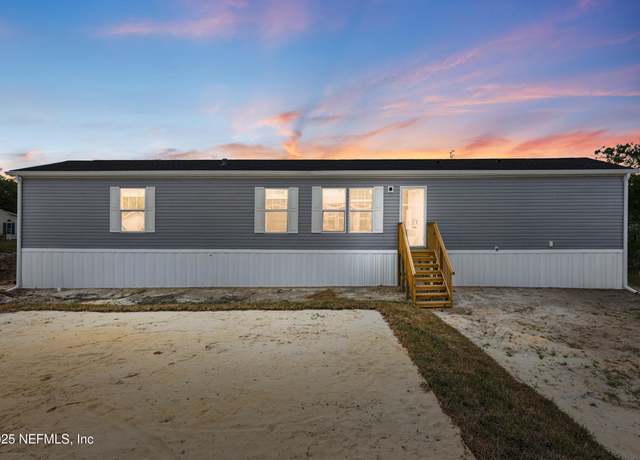 Property at 287 Tarpon Blvd, Palatka, FL 32177, 3 beds, 2 baths
