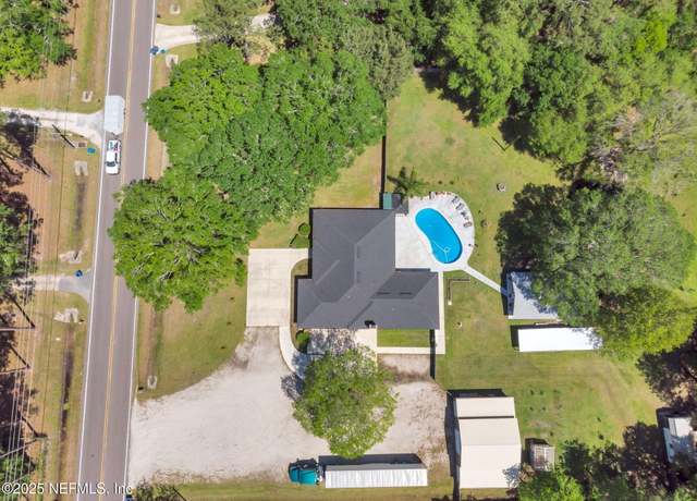 Property at 11341 V C Johnson Rd, Jacksonville, FL 32218, 3 beds, 2.5 baths