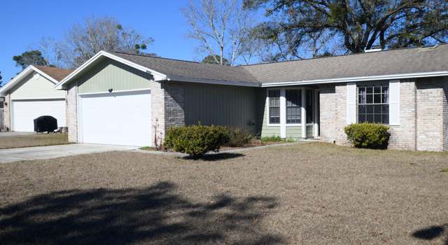 Photo of 8153 Settlers Landing Trl N, Jacksonville, FL 32244