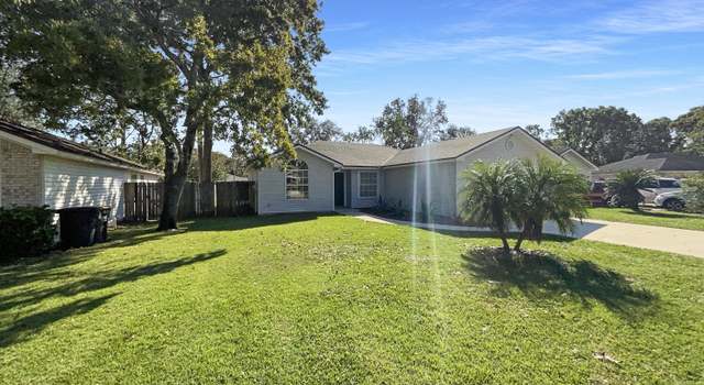 Photo of 8037 MacInnes Dr E, Jacksonville, FL 32244