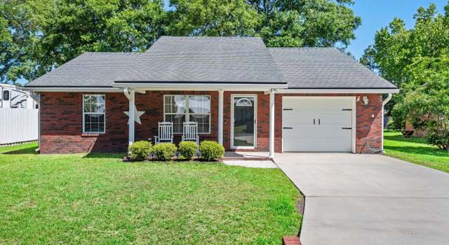 Photo of 175 May St E, Baldwin, FL 32234