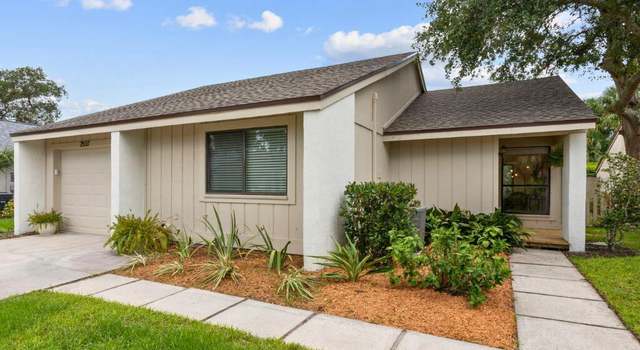 Photo of 2537 Dauphine Ct E, Ponte Vedra Beach, FL 32082