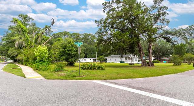 Photo of 3372 Tiger Hole Rd, Jacksonville, FL 32216