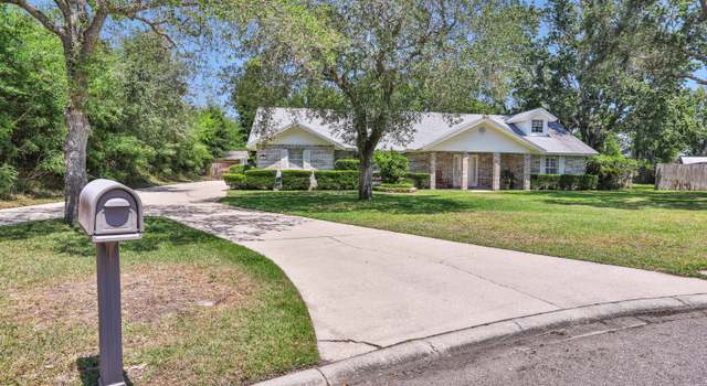 Photo of 2329 Foxwood Dr, Orange Park, FL 32073