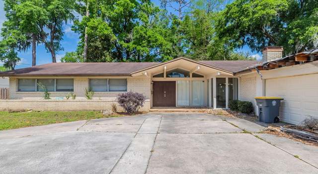 Photo of 6751 La Loma Dr, Jacksonville, FL 32217