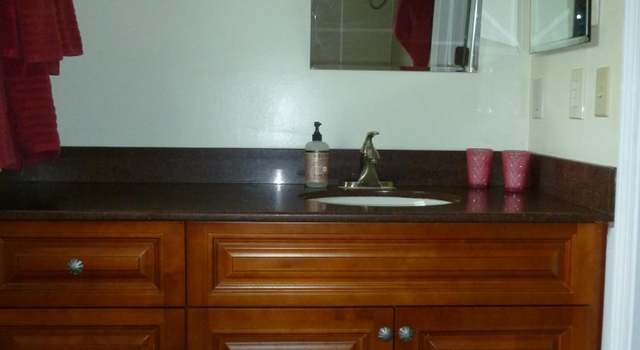 Photo of 8 Jonathan Ct, Orange Park, FL 32073