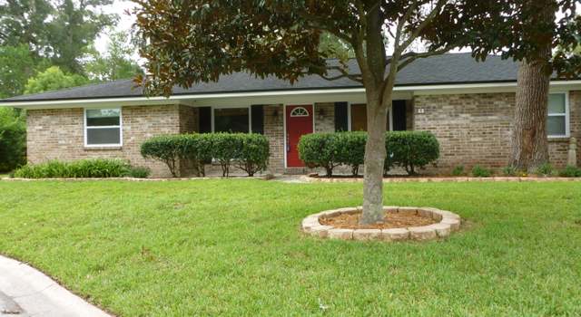 Photo of 8 Jonathan Ct, Orange Park, FL 32073