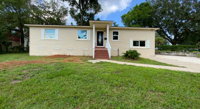 Photo of 3445 Emerald Isle Cir W, Jacksonville, FL 32216