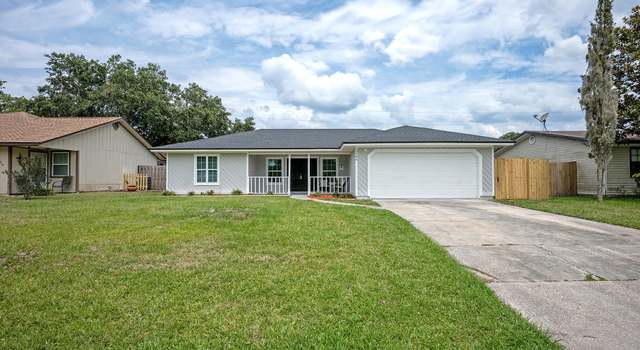 Photo of 1798 Shannon Lake Dr, Middleburg, FL 32068