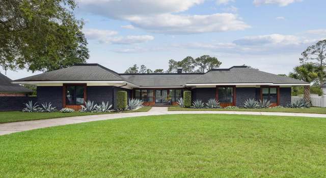 Photo of 8040 Pine Lake Rd, Jacksonville, FL 32256