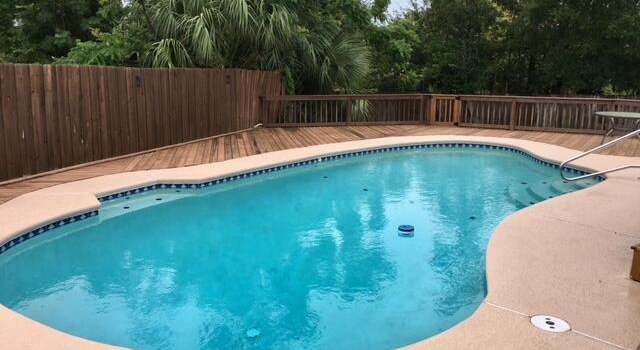 Photo of 501 Gano Ave, Orange Park, FL 32073