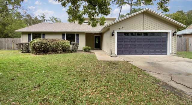 Photo of 5233 Tree Way Ln, Jacksonville, FL 32258