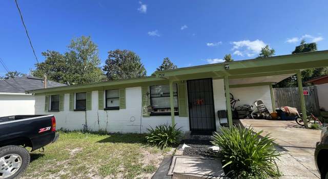 Photo of 7514 Ridgeway Rd N, Jacksonville, FL 32244