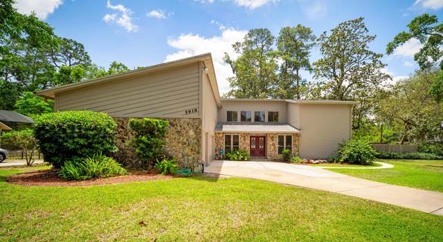 Photo of 5918 Saxony Woods Ln, Jacksonville, FL 32211