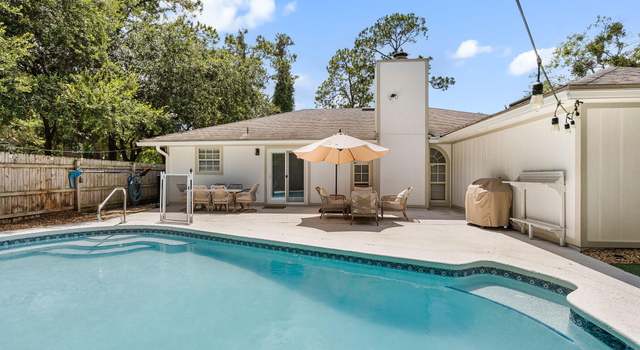 Photo of 1111 18th St N, Jacksonville Beach, FL 32250