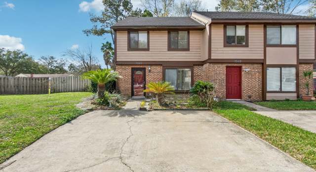 Photo of 7042 Prestwick Cir S, Jacksonville, FL 32244