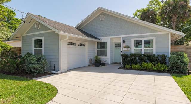 Photo of 185 Pine St, Atlantic Beach, FL 32233