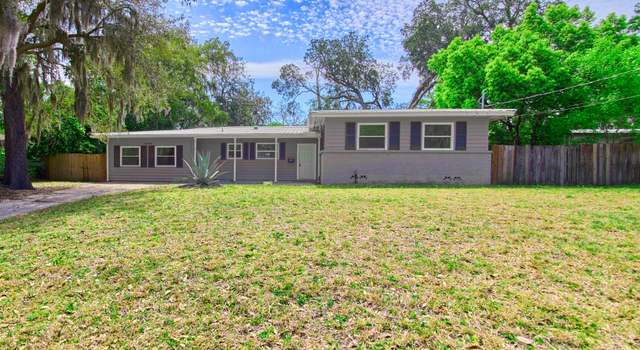 Photo of 10568 Lake View Rd E, Jacksonville, FL 32225