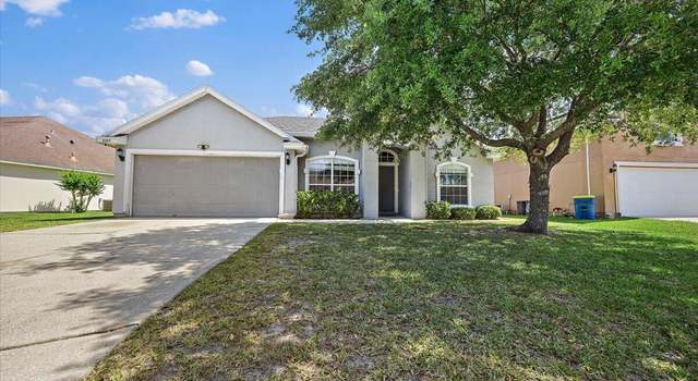 Photo of 4365 Red Tip Rd N, Jacksonville, FL 32218