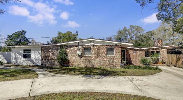 Photo of 2502 Columbine Dr N, Jacksonville, FL 32211