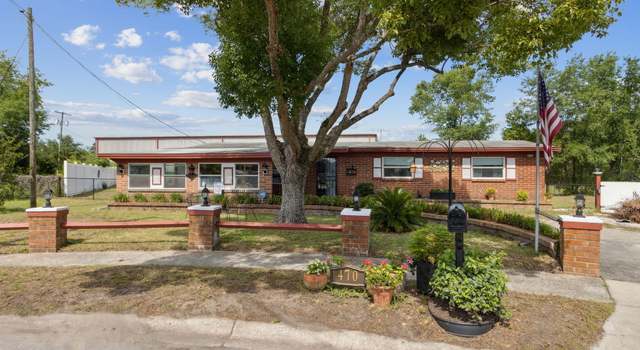 Photo of 470 Gano Ct, Orange Park, FL 32073
