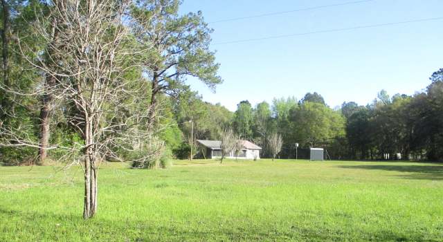 Photo of 9811 NW 219th St, Starke, FL 32091