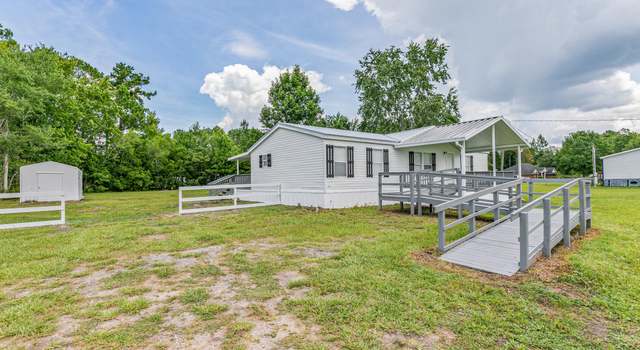 Photo of 44192 Pinebreeze Cir, Callahan, FL 32011