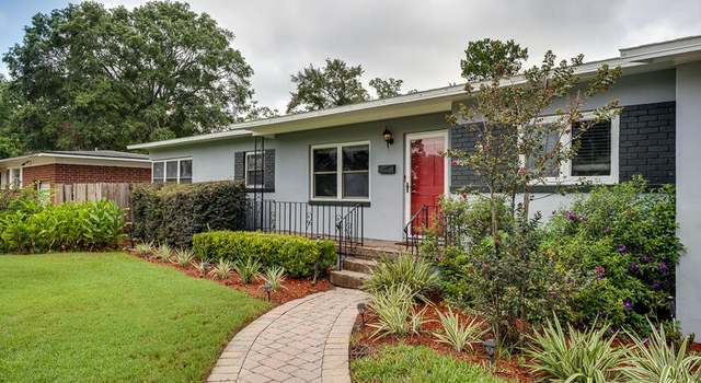 Photo of 3827 Via de la Reina, Jacksonville, FL 32217