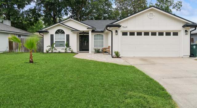 Photo of 7569 Deer Cove Ln, Jacksonville, FL 32256
