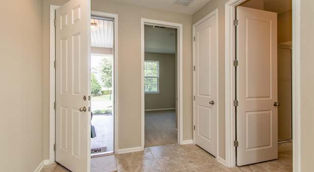Photo of 3063 Paddle Creek Dr, Green Cove Springs, FL 32043