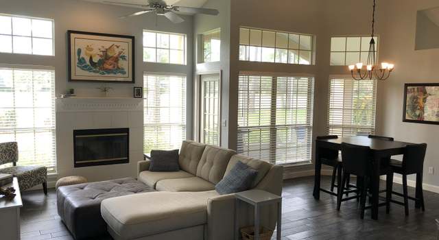 Photo of 3723 Constancia Dr, Green Cove Springs, FL 32043