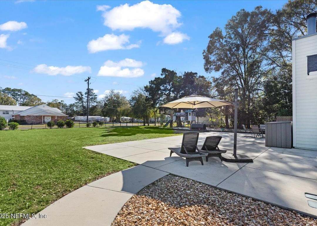 457 N Chestnut St, Baldwin, FL 32234
