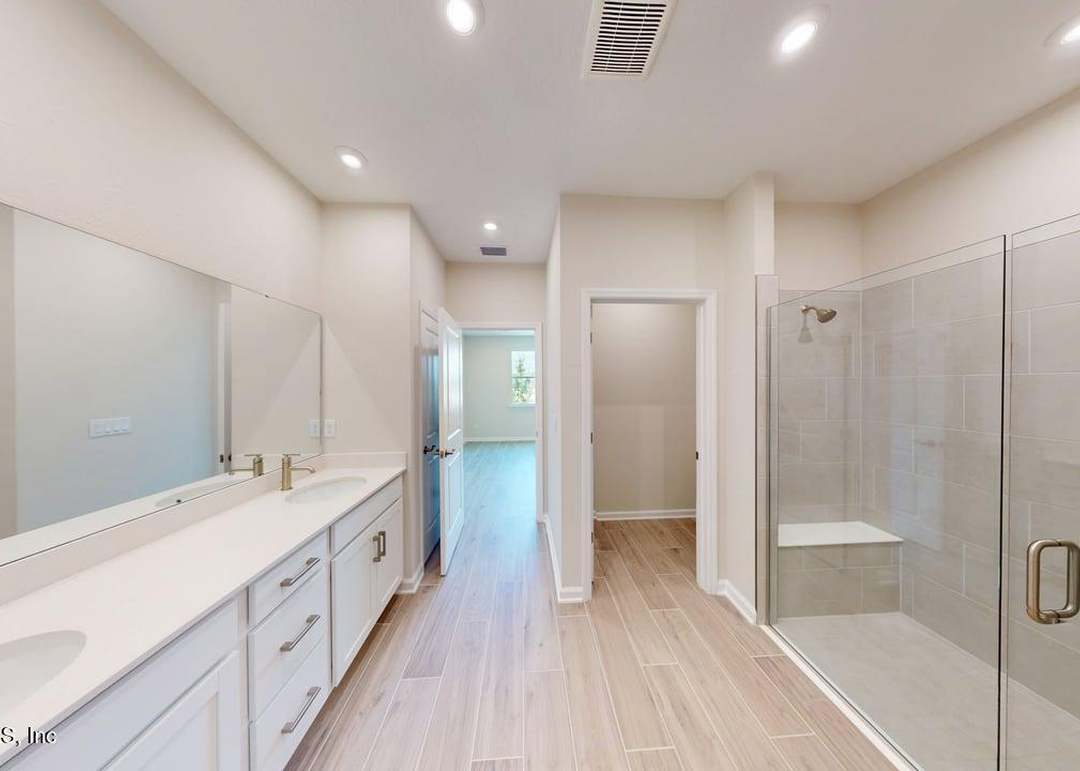 623 Juniper Hills Dr, St. Johns, FL 32259