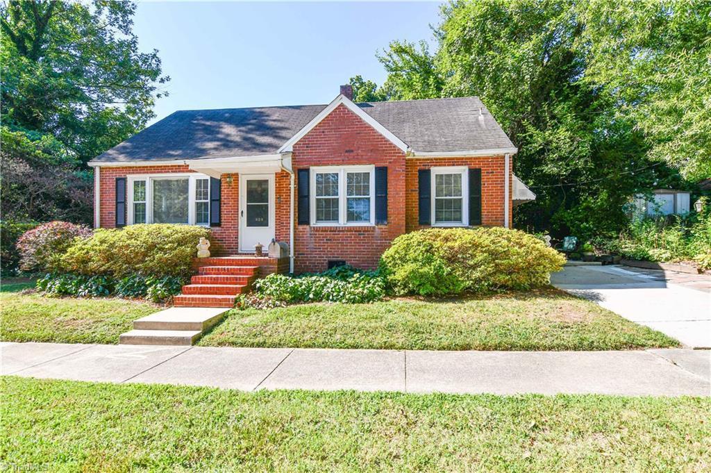 808 E Lake Dr, Greensboro, NC 27401 | MLS# 987924 | Redfin